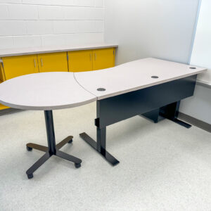 SAFFE-Alto-Wave-Teacher-Desk-Combo