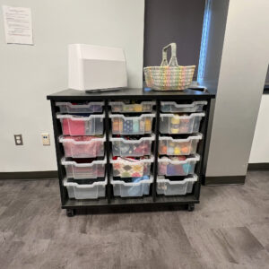STEM-mobile-tote-storage-cart